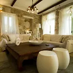 Lithos Private Estate