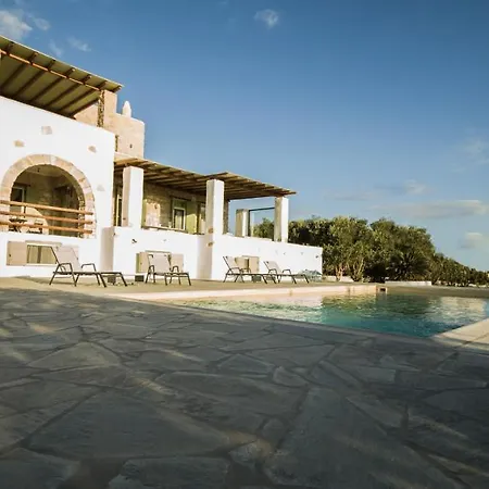 Private Estate * Szánda María