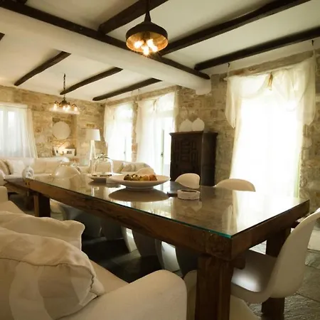 Villa Private Estate