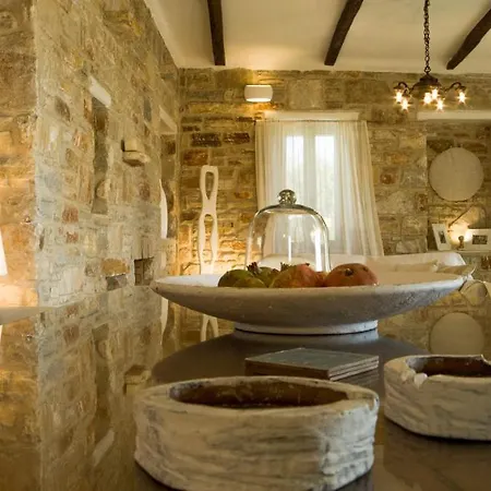 Private Estate Villa Szánda María